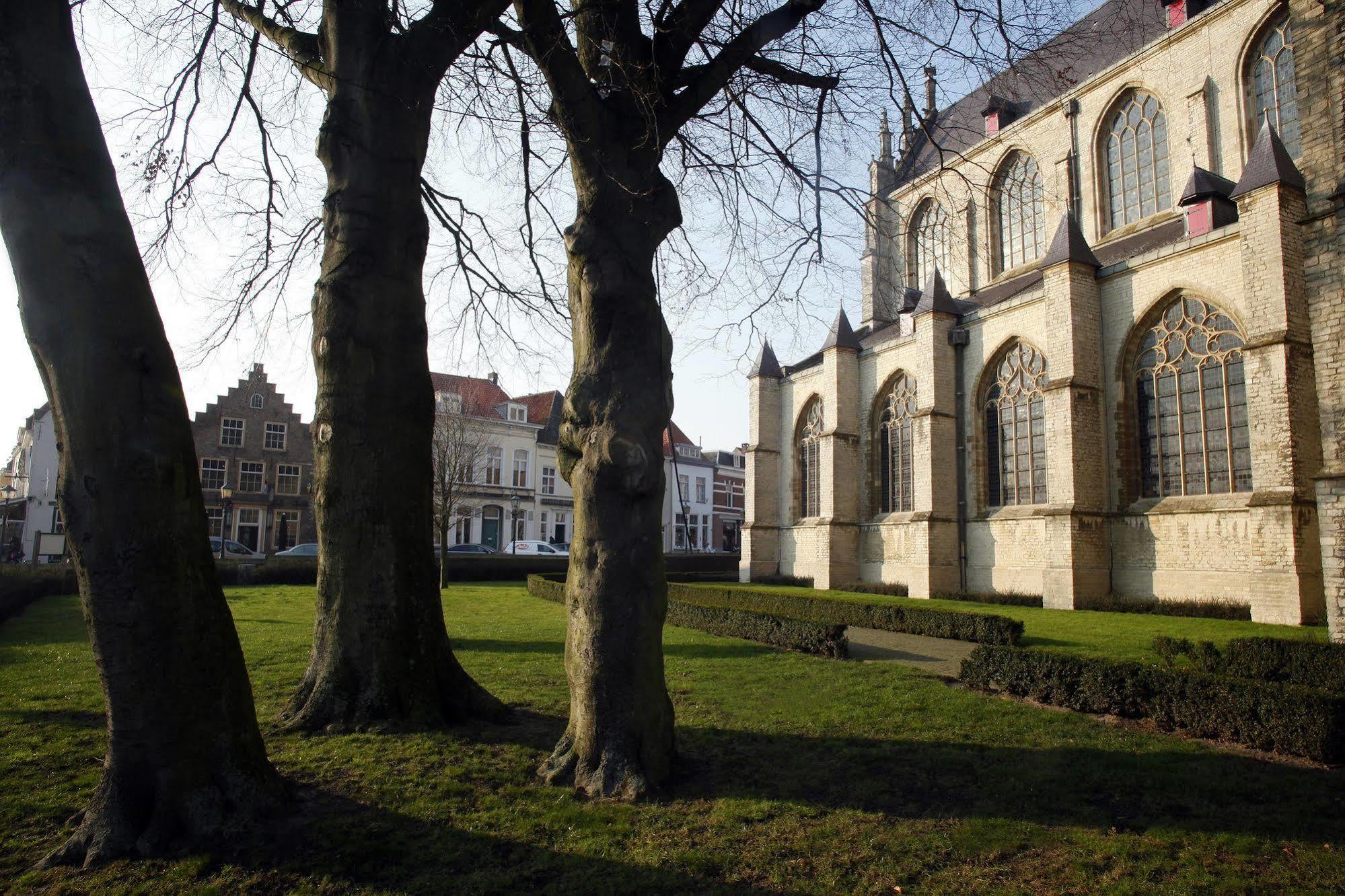 Hotel Hulst Eksteriør bilde